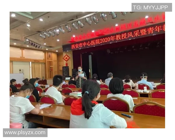 足球明星摇子图片展示各大球星风采与激情瞬间的精彩合集